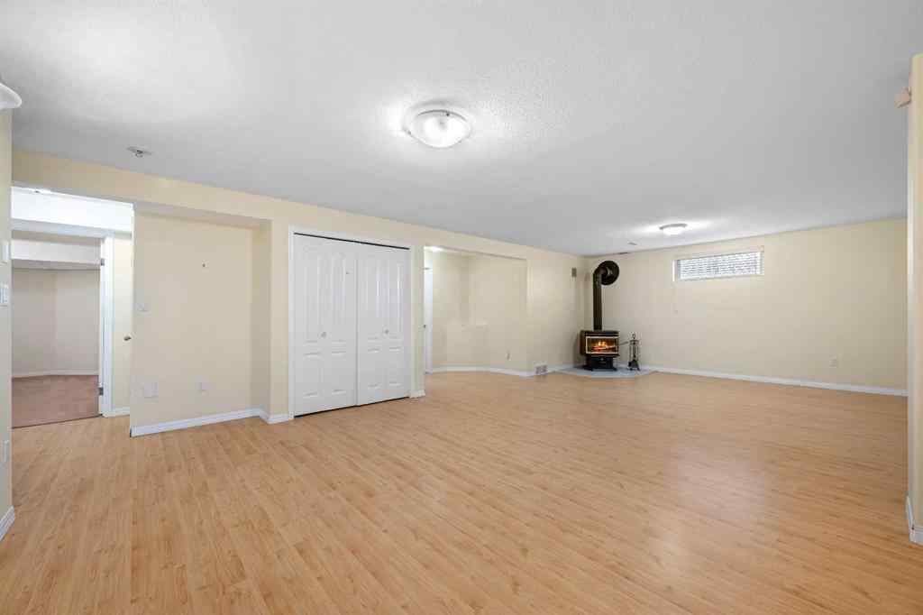 MLS® A2257926 - 4926 51 Avenue  in NONE Kitscoty, Residential