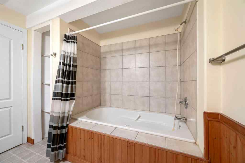 MLS® A2257926 - 4926 51 Avenue  in NONE Kitscoty, Residential