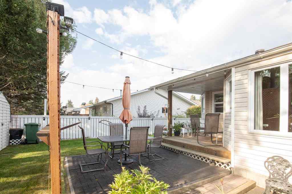 MLS® A2257927 - 3912 54th Avenue  in Southwest Innisfail Innisfail, Residential