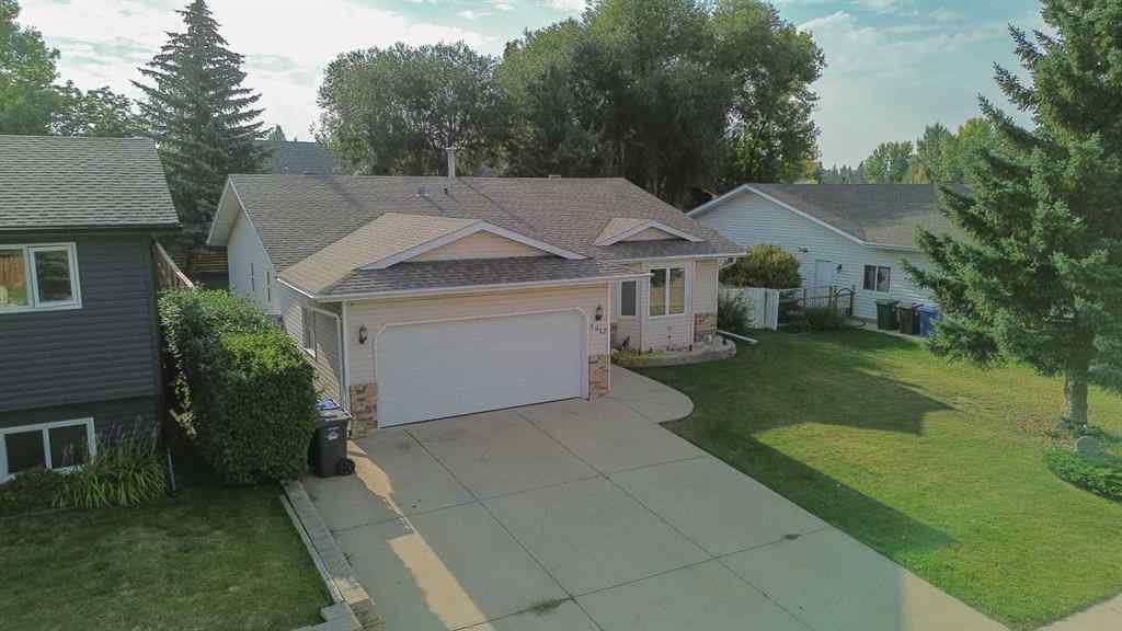 MLS® A2257927 - 3912 54th Avenue  in Southwest Innisfail Innisfail, Residential