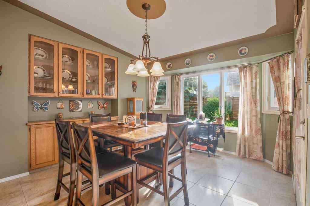 MLS® A2257927 - 3912 54th Avenue  in Southwest Innisfail Innisfail, Residential