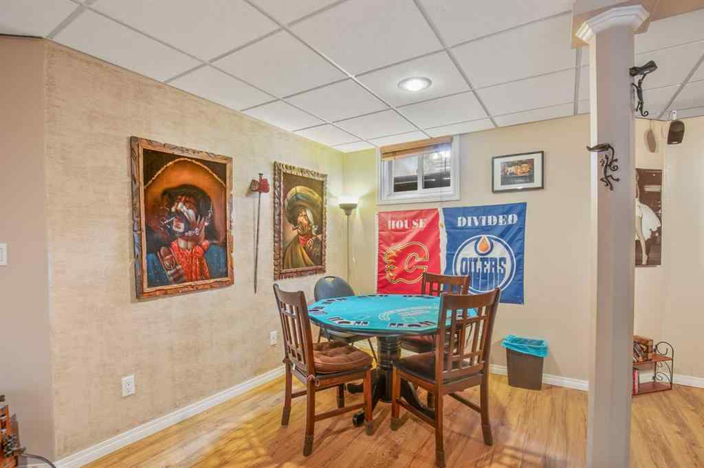 MLS® A2257927 - 3912 54th Avenue  in Southwest Innisfail Innisfail, Residential