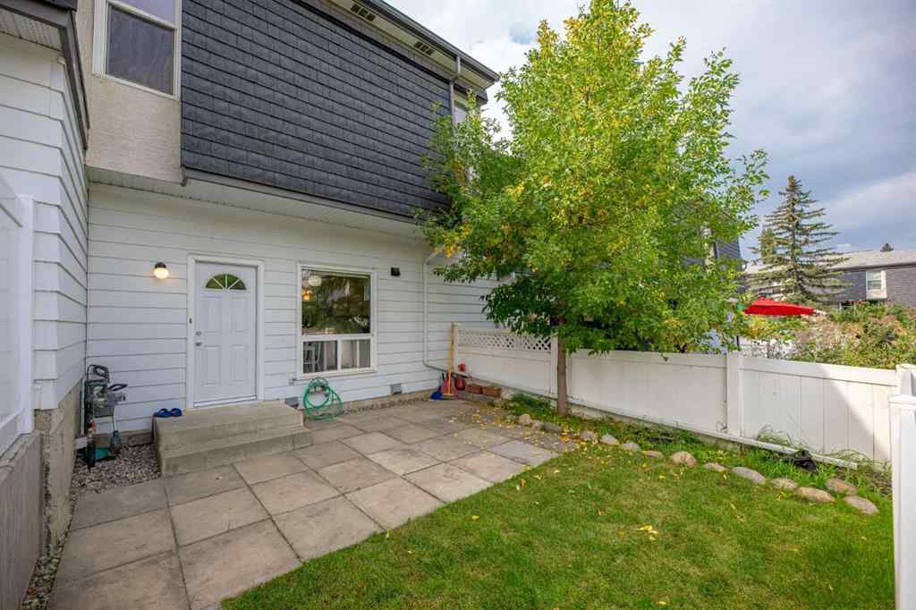 MLS® A2257928 - 352 Brae Glen Road SW in Braeside Calgary, Residential