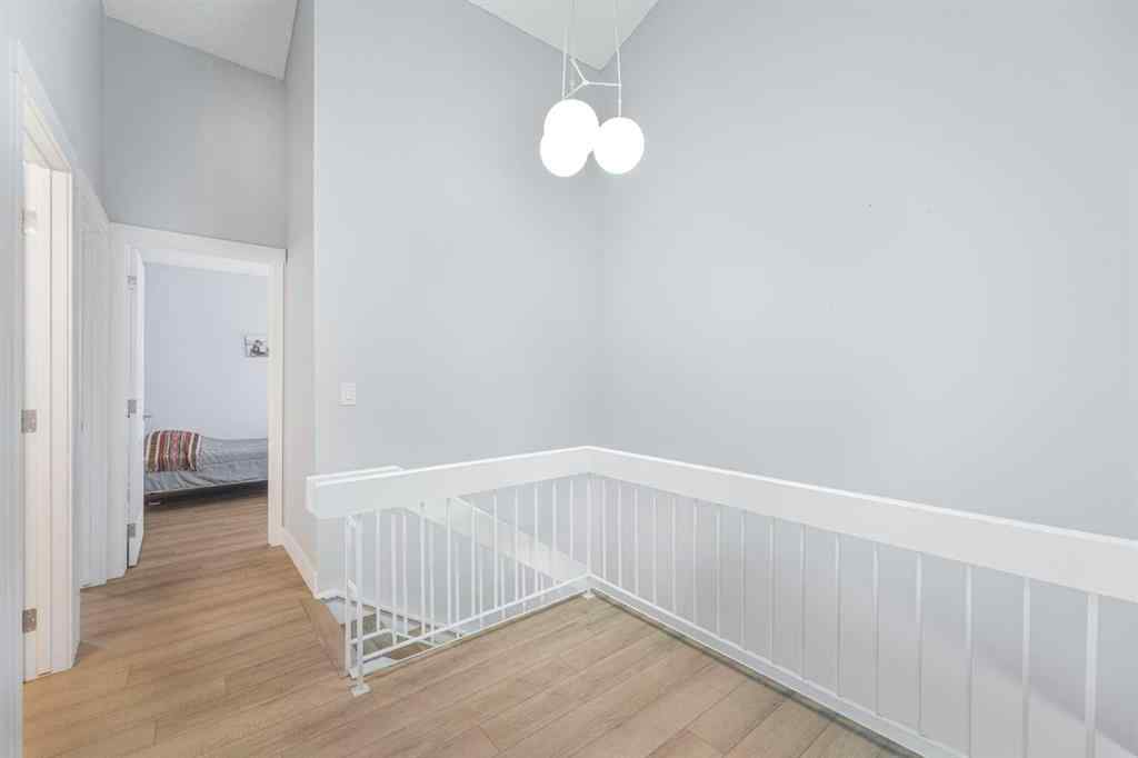MLS® A2257928 - 352 Brae Glen Road SW in Braeside Calgary, Residential