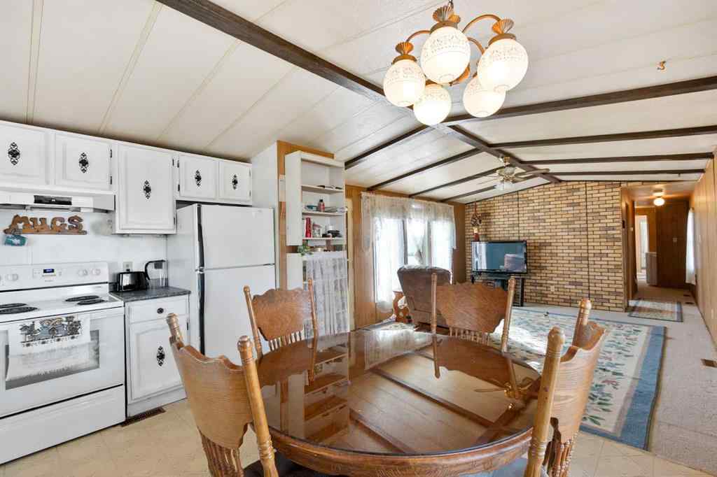 MLS® A2257929 - 707 Highfield Drive  in NONE Carstairs, Residential