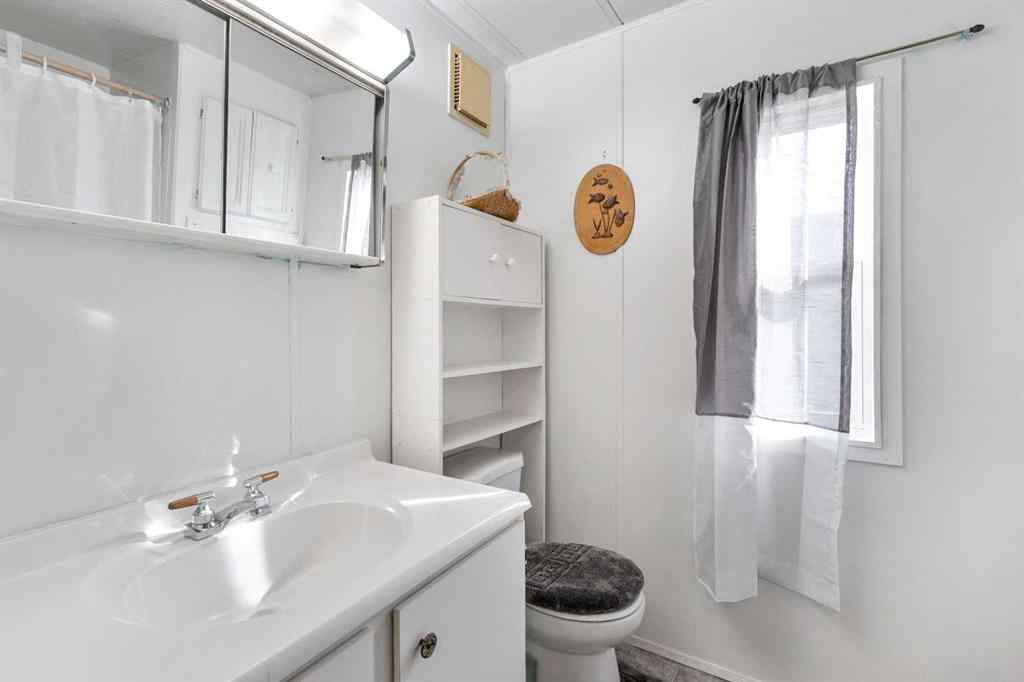 MLS® A2257929 - 707 Highfield Drive  in NONE Carstairs, Residential