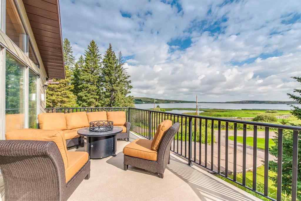 MLS® A2257932 - 17 Sherwood Crescent  in Elkwater Rural Cypress County, Residential