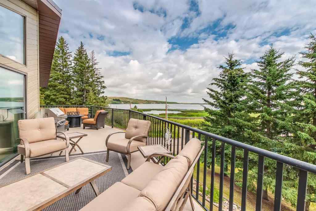 MLS® A2257932 - 17 Sherwood Crescent  in Elkwater Rural Cypress County, Residential