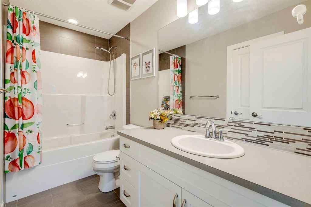 MLS® A2257933 - 22 Drake Landing Boulevard  in Drake Landing Okotoks, Residential