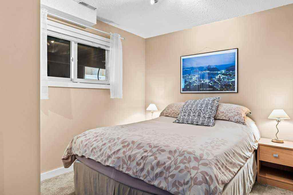 MLS® A2257934 - 319 Hoodoo Crescent  in Cougar Creek Canmore, Residential