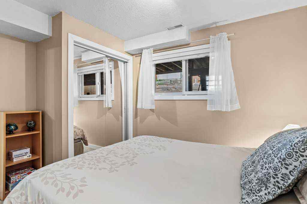 MLS® A2257934 - 319 Hoodoo Crescent  in Cougar Creek Canmore, Residential