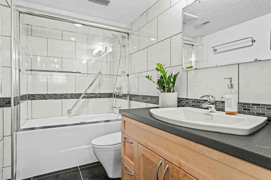 MLS® A2257934 - 319 Hoodoo Crescent  in Cougar Creek Canmore, Residential