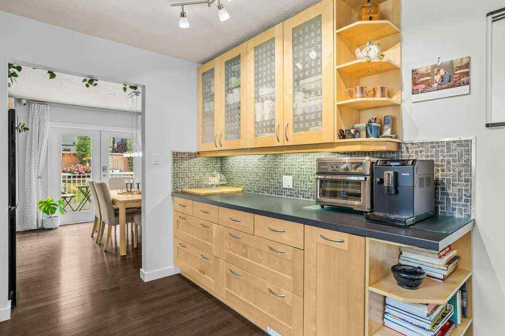 MLS® A2257934 - 319 Hoodoo Crescent  in Cougar Creek Canmore, Residential