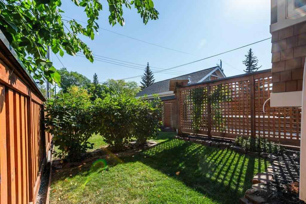 MLS® A2257935 - 112 Selkirk Drive SW in Southwood Calgary, Residential