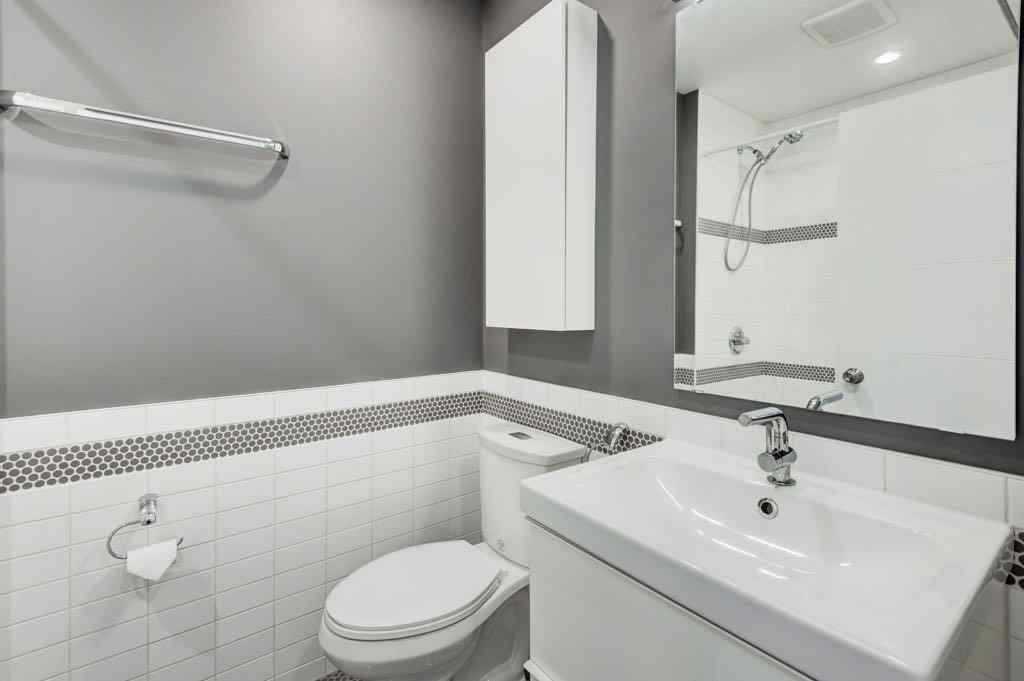 MLS® A2257935 - 112 Selkirk Drive SW in Southwood Calgary, Residential