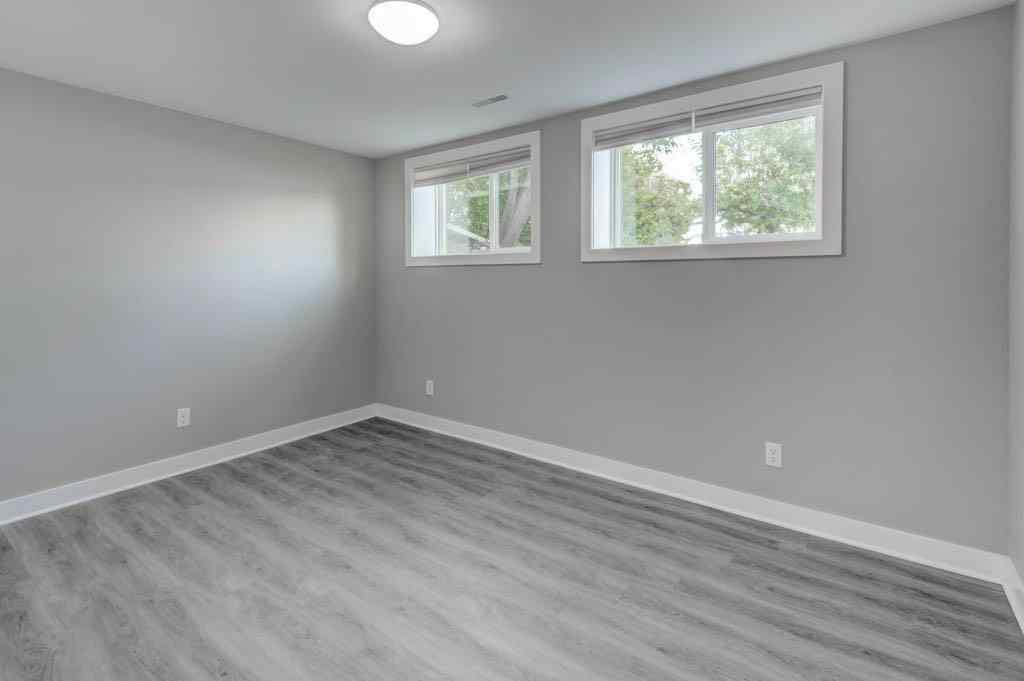 MLS® A2257935 - 112 Selkirk Drive SW in Southwood Calgary, Residential