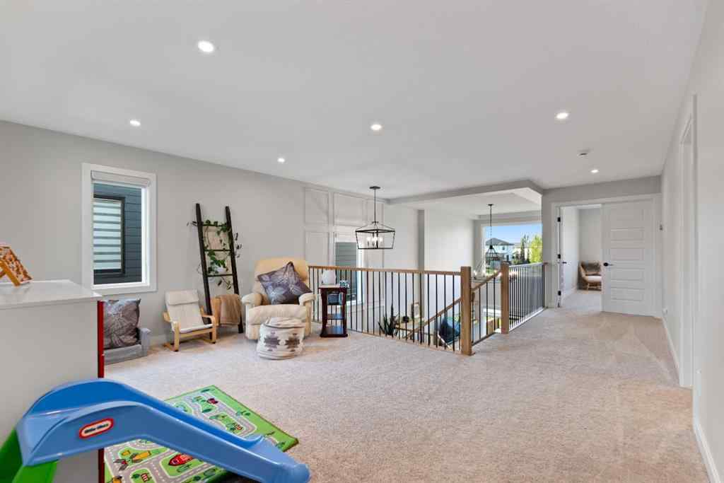 MLS® A2257937 - 224 South Shore View  in South Shores Chestermere, Residential