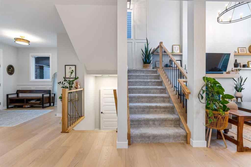 MLS® A2257937 - 224 South Shore View  in South Shores Chestermere, Residential