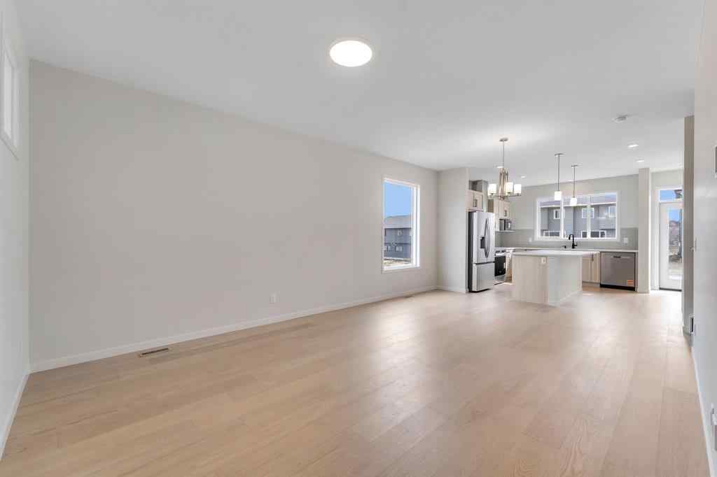 MLS® A2257940 - 148 Annette Villas NW in Glacier Ridge Calgary, Residential