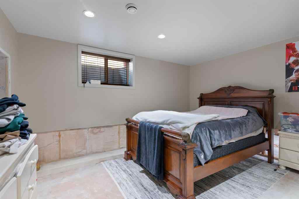 MLS® A2257941 - 6847 Lawrence Court SW in Lakeview Calgary, Residential