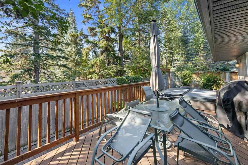 MLS® A2257941 - 6847 Lawrence Court SW in Lakeview Calgary, Residential