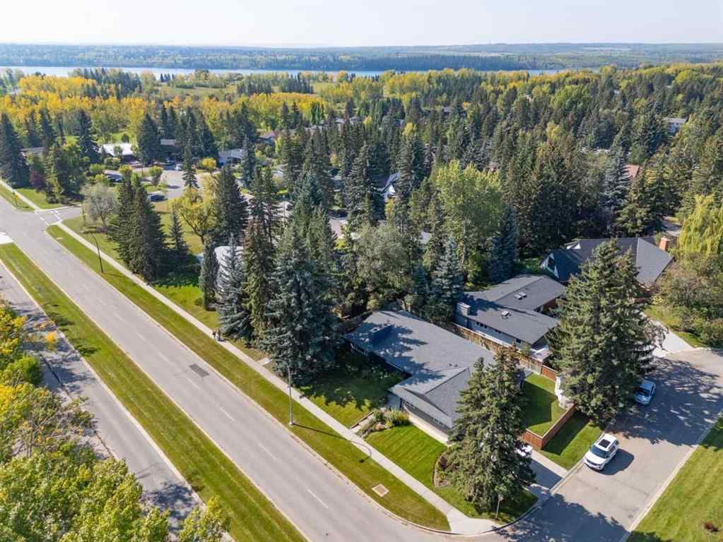 MLS® A2257941 - 6847 Lawrence Court SW in Lakeview Calgary, Residential