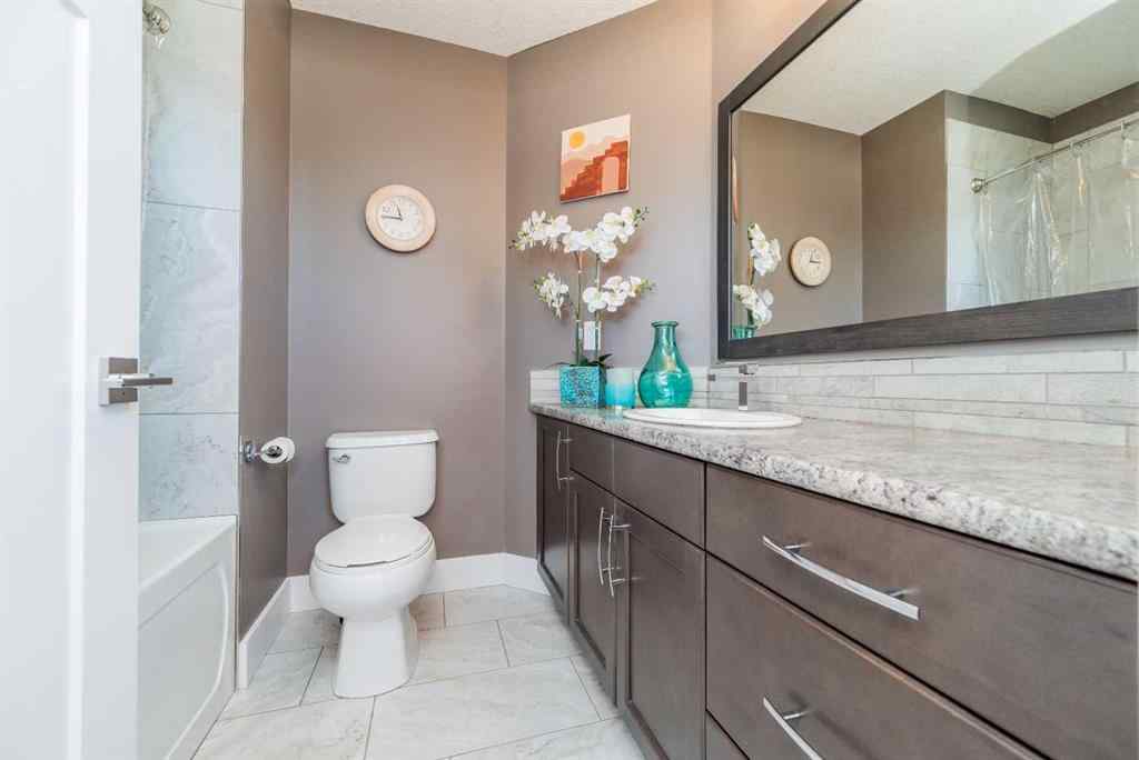 MLS® A2257942 - 10114 87 Street  in Crystal Landing Grande Prairie, Residential