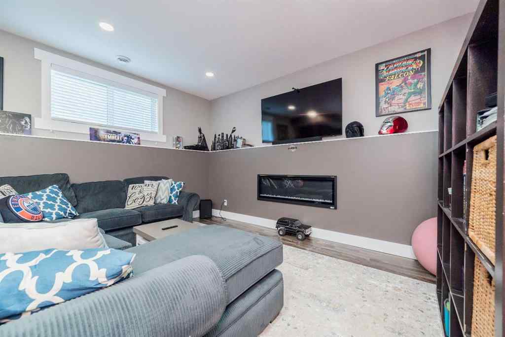 MLS® A2257942 - 10114 87 Street  in Crystal Landing Grande Prairie, Residential