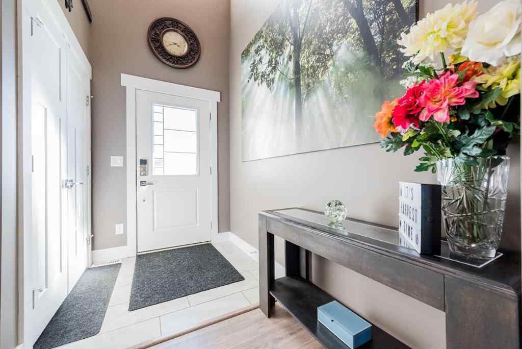 MLS® A2257942 - 10114 87 Street  in Crystal Landing Grande Prairie, Residential