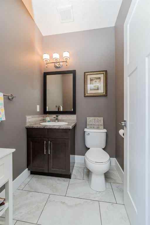 MLS® A2257942 - 10114 87 Street  in Crystal Landing Grande Prairie, Residential