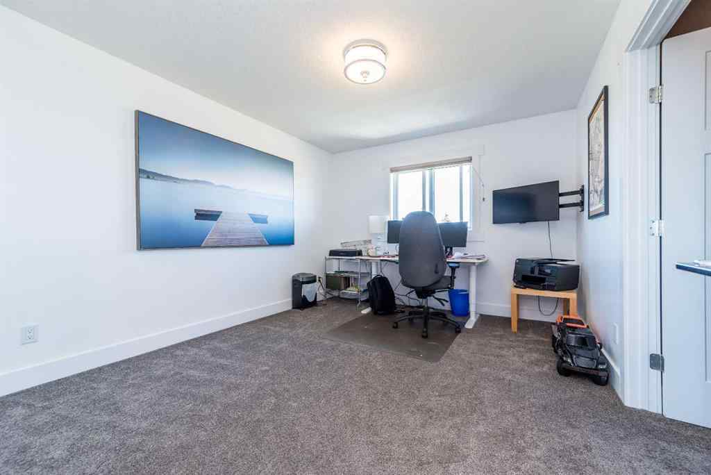 MLS® A2257942 - 10114 87 Street  in Crystal Landing Grande Prairie, Residential