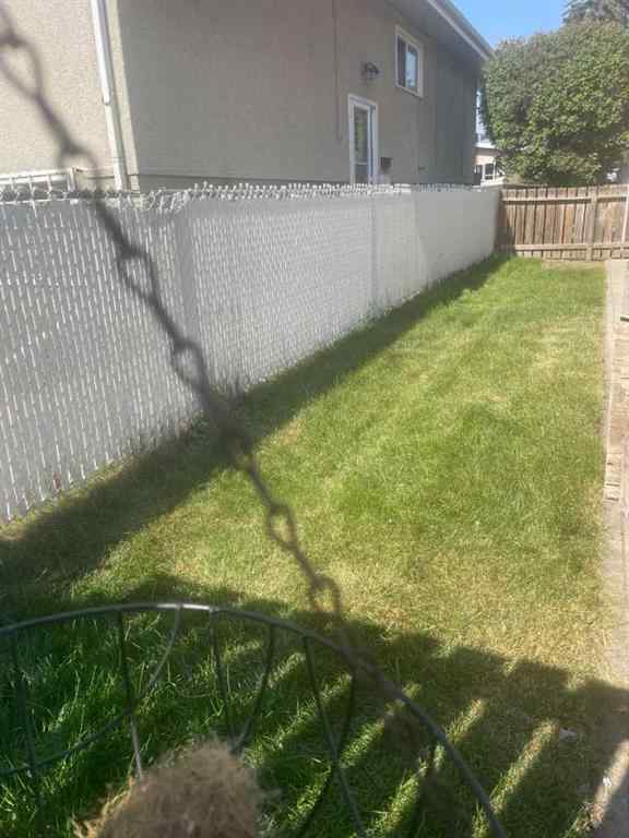MLS® A2257943 - Unit #101 607 69 Avenue SW in Kingsland Calgary, Residential