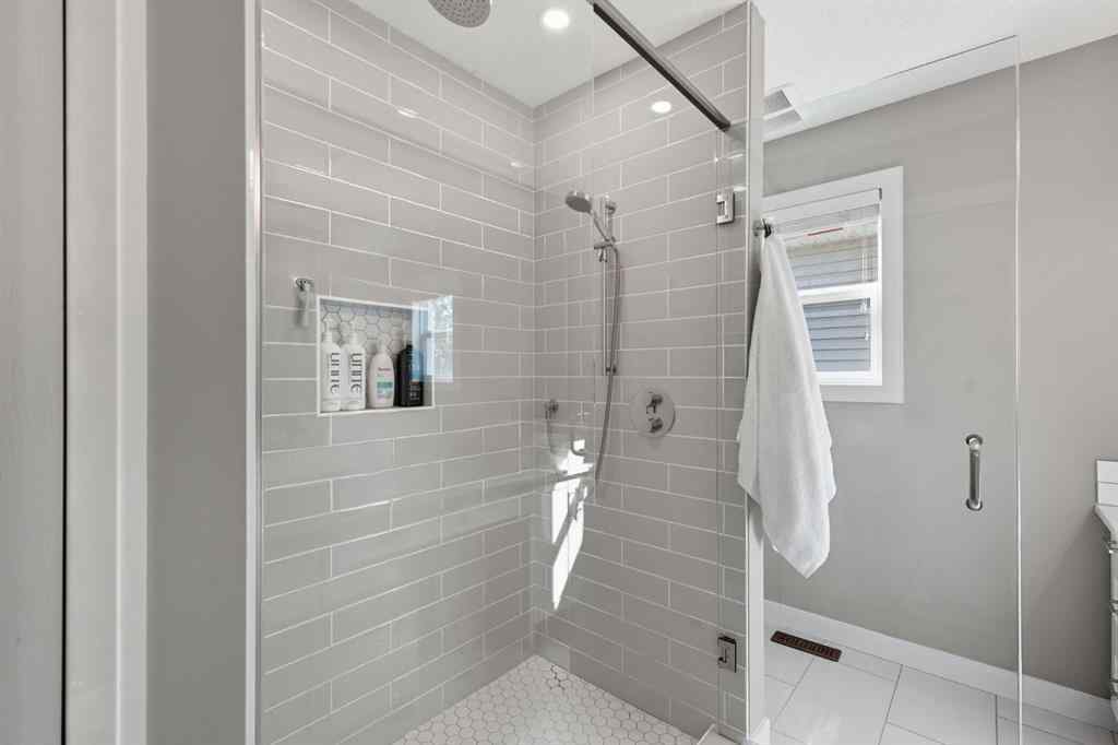 MLS® A2257946 - 127 Sage Hill Way NW in Sage Hill Calgary, Residential