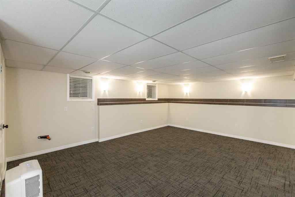 MLS® A2257947 - 4408 50 Avenue  in Central Innisfail Innisfail, Residential
