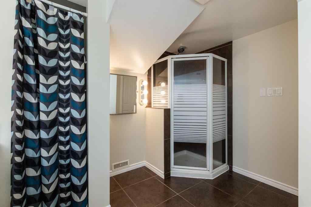 MLS® A2257947 - 4408 50 Avenue  in Central Innisfail Innisfail, Residential
