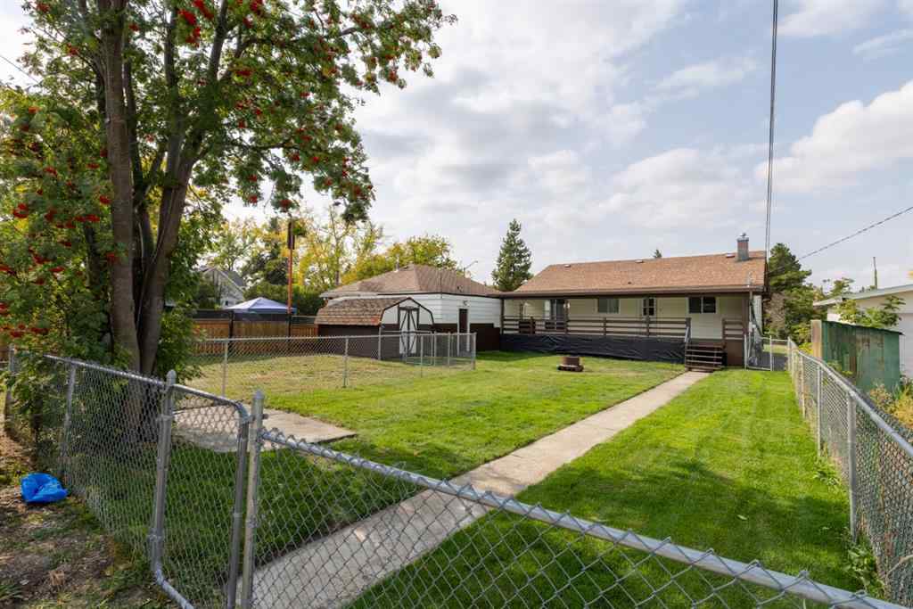 MLS® A2257947 - 4408 50 Avenue  in Central Innisfail Innisfail, Residential