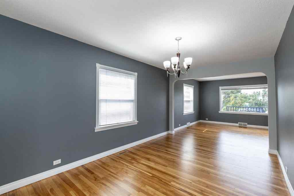 MLS® A2257947 - 4408 50 Avenue  in Central Innisfail Innisfail, Residential