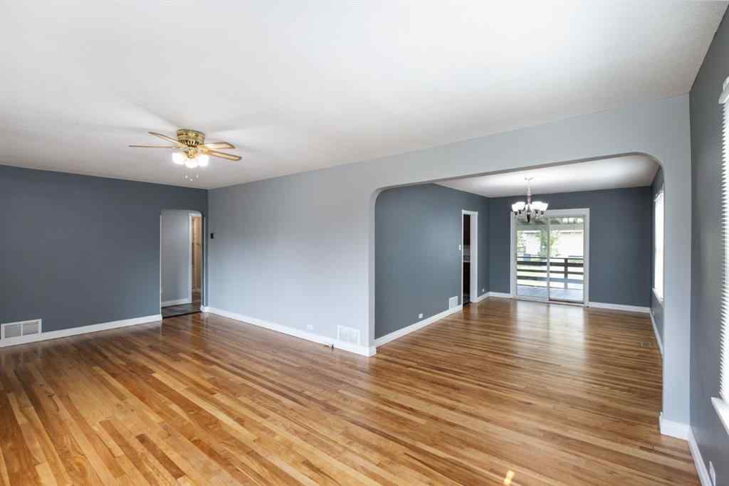 MLS® A2257947 - 4408 50 Avenue  in Central Innisfail Innisfail, Residential