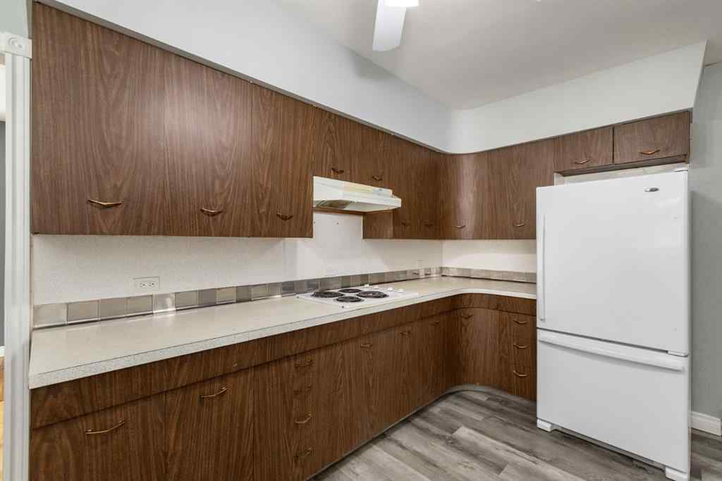 MLS® A2257947 - 4408 50 Avenue  in Central Innisfail Innisfail, Residential