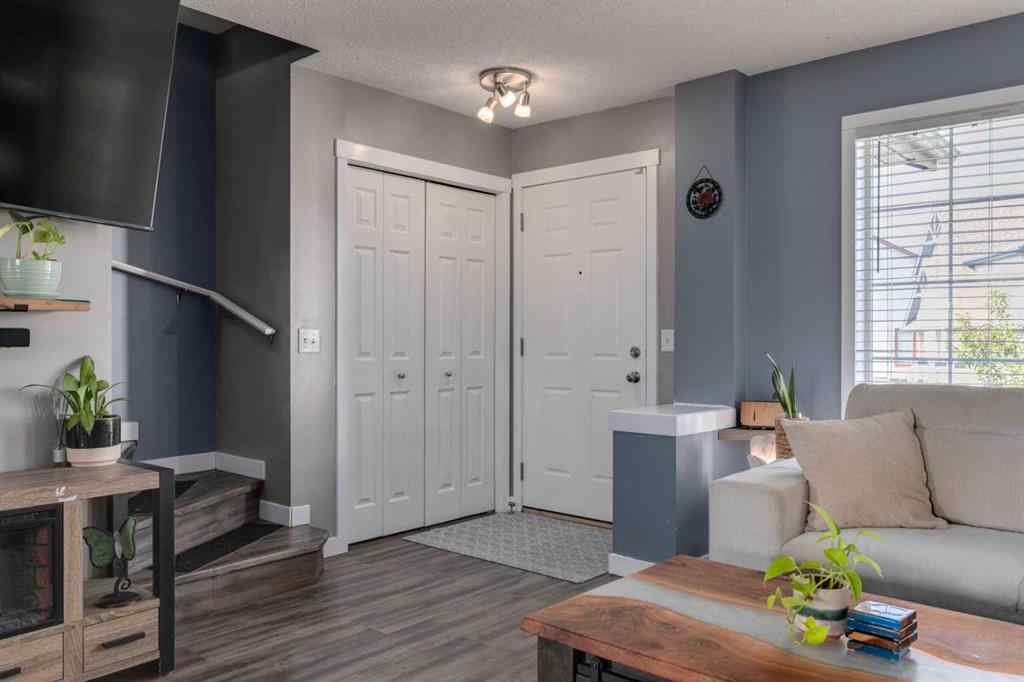 MLS® A2257948 - 370 Elgin View SE in McKenzie Towne Calgary, Residential