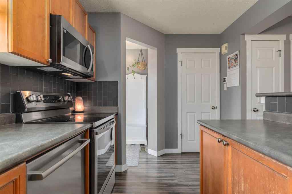 MLS® A2257948 - 370 Elgin View SE in McKenzie Towne Calgary, Residential