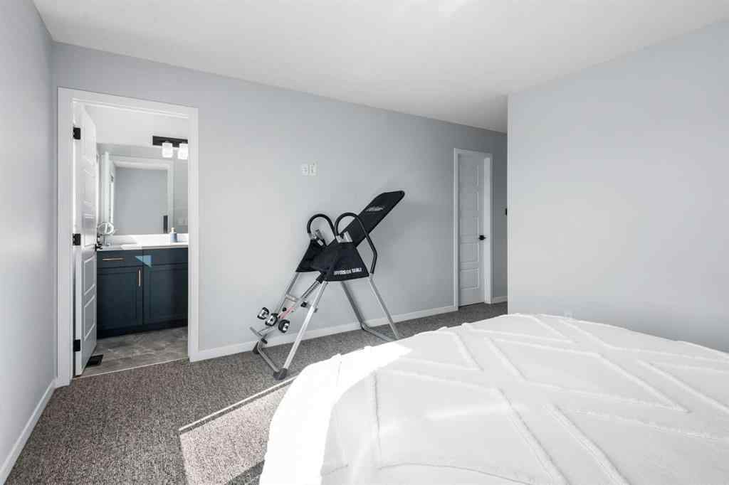 MLS® A2257950 - 117 Rochester Way NW in Haskayne Calgary, Residential