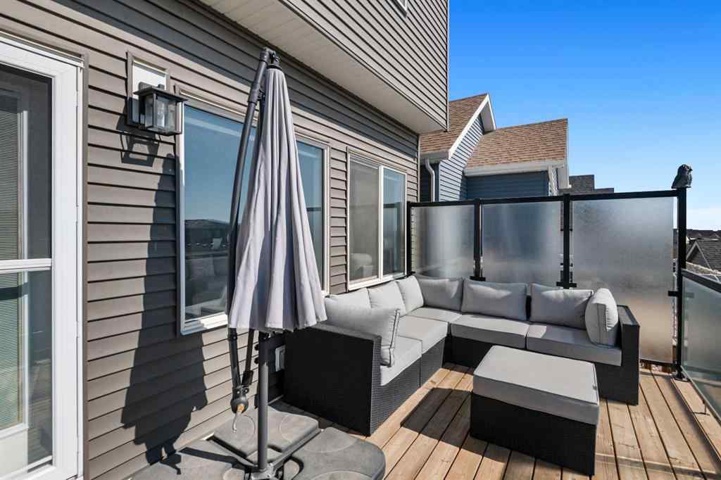 MLS® A2257950 - 117 Rochester Way NW in Haskayne Calgary, Residential