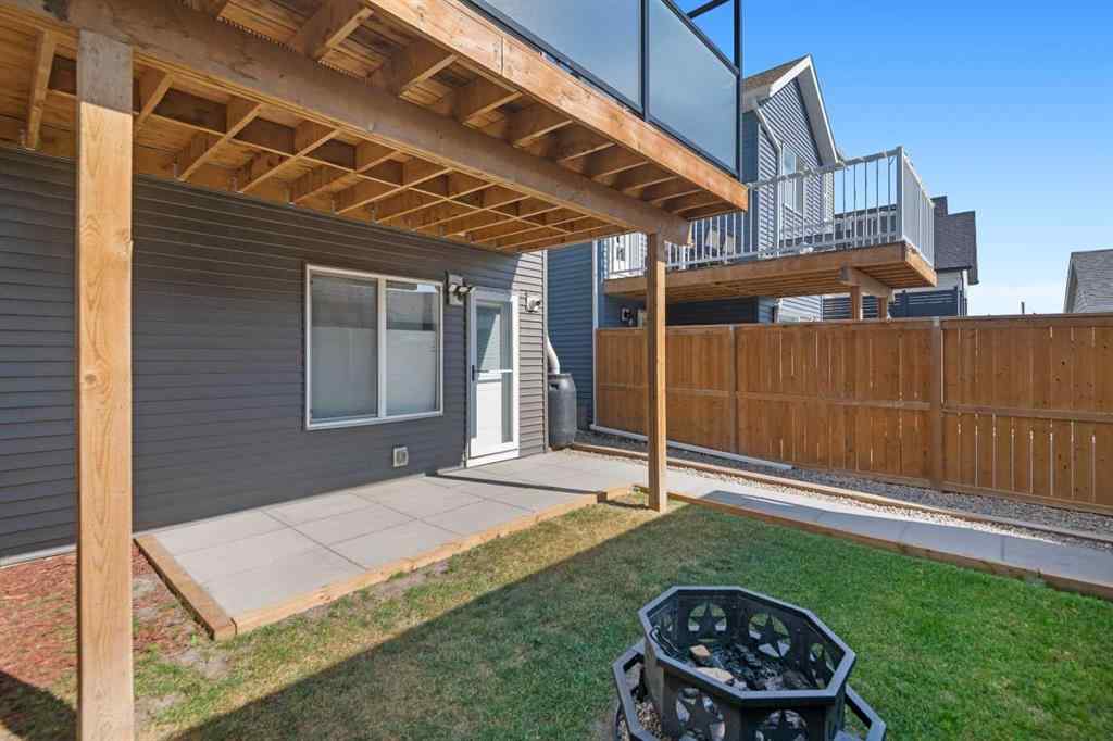 MLS® A2257950 - 117 Rochester Way NW in Haskayne Calgary, Residential