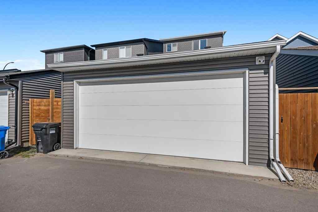 MLS® A2257950 - 117 Rochester Way NW in Haskayne Calgary, Residential