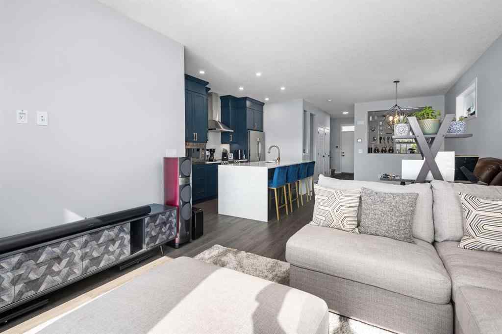 MLS® A2257950 - 117 Rochester Way NW in Haskayne Calgary, Residential