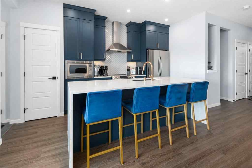 MLS® A2257950 - 117 Rochester Way NW in Haskayne Calgary, Residential