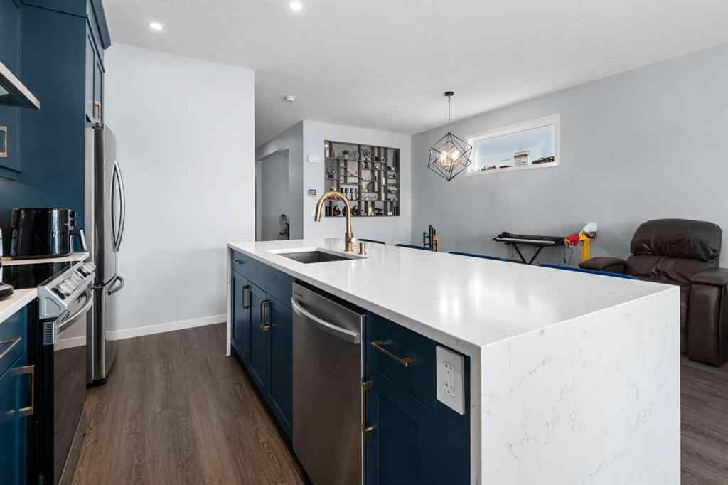 MLS® A2257950 - 117 Rochester Way NW in Haskayne Calgary, Residential