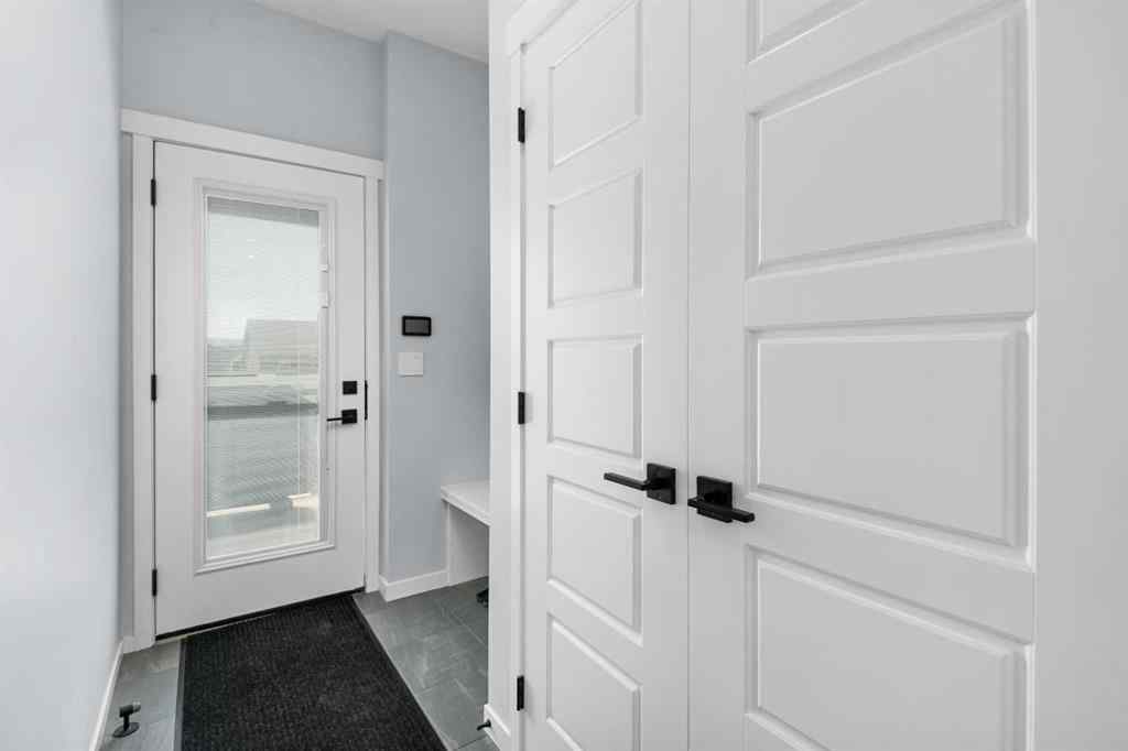 MLS® A2257950 - 117 Rochester Way NW in Haskayne Calgary, Residential