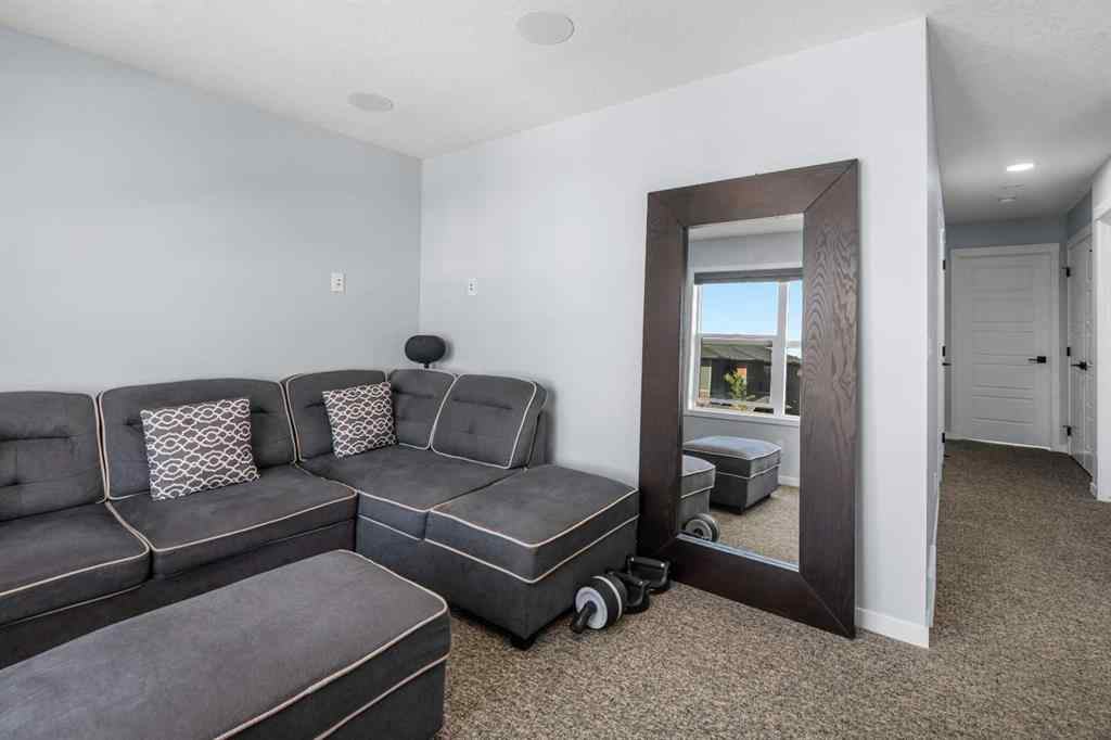 MLS® A2257950 - 117 Rochester Way NW in Haskayne Calgary, Residential